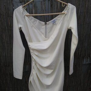 Tobi White V-Neck Faux Wrap Ruched Side Stretchy Midi Dress - S/P